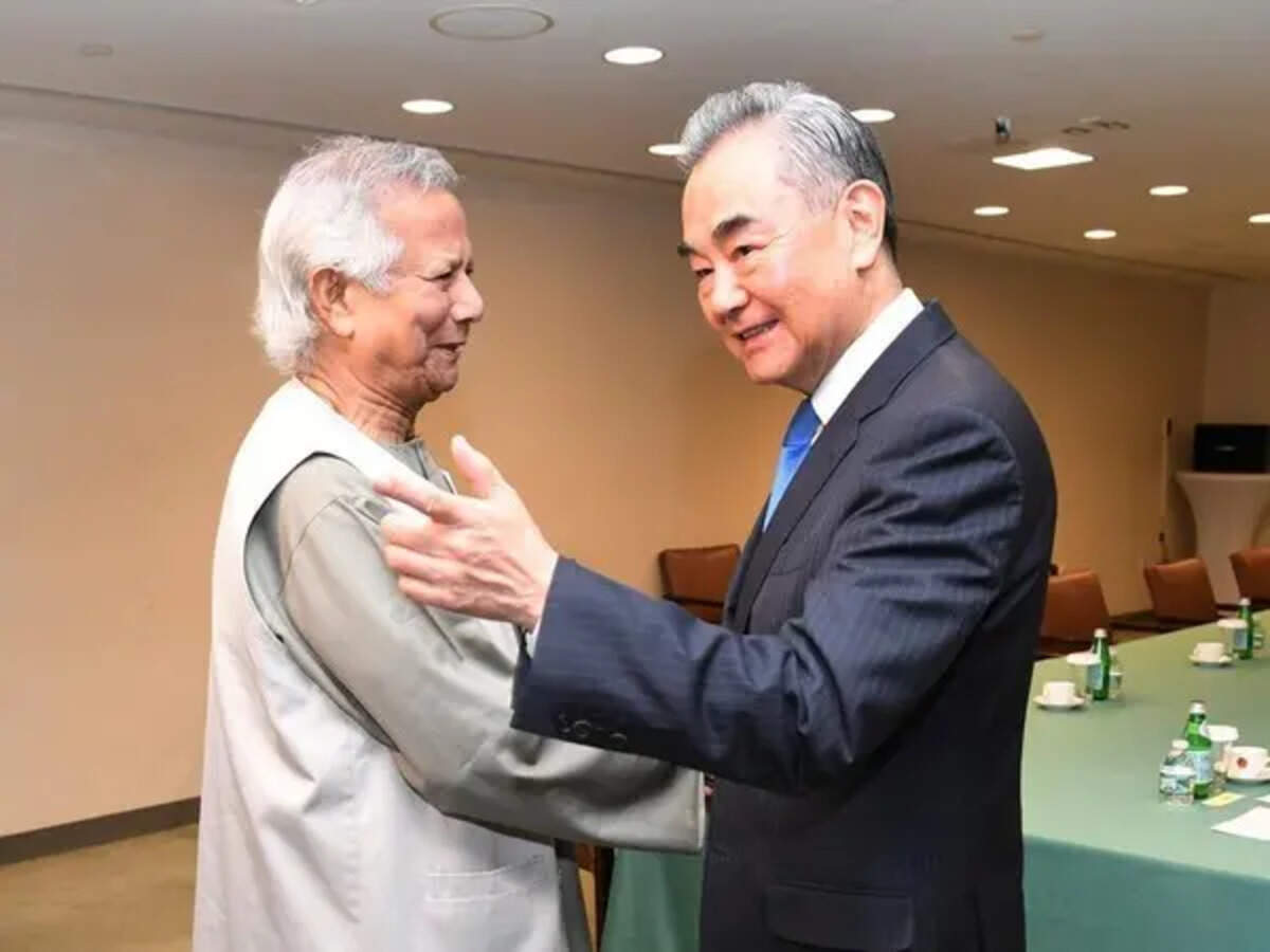 Bangladeshi finance delegation at IMF World Bank meetings in Bangkok