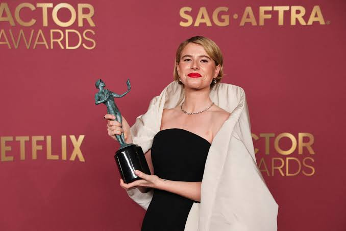 Oscar-winning actress Jessie Buckley prepares for her London theatre return in Afterbirth at the Royal Court Theatre in 2028.