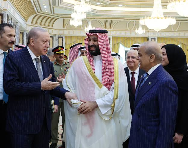Leaders of Pakistan, Saudi Arabia and Turkey at the signing of the Mecca defence agreement