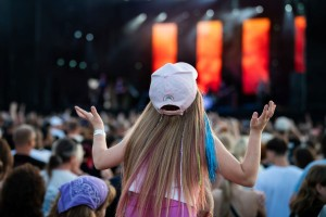 58% of Young Brits Have Hearing Damage: Leading Noise Engineer Demands Legal Limit