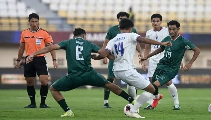 Pakistan national football team training before FIFA ASEAN Cup match