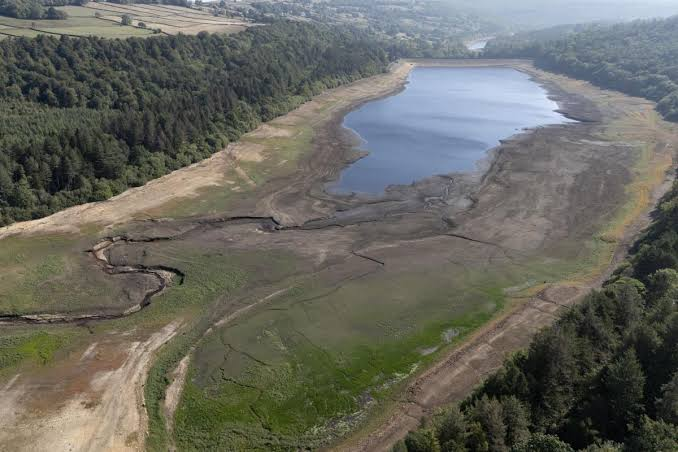 Low reservoir shoreline and exposed bed in Yorkshire